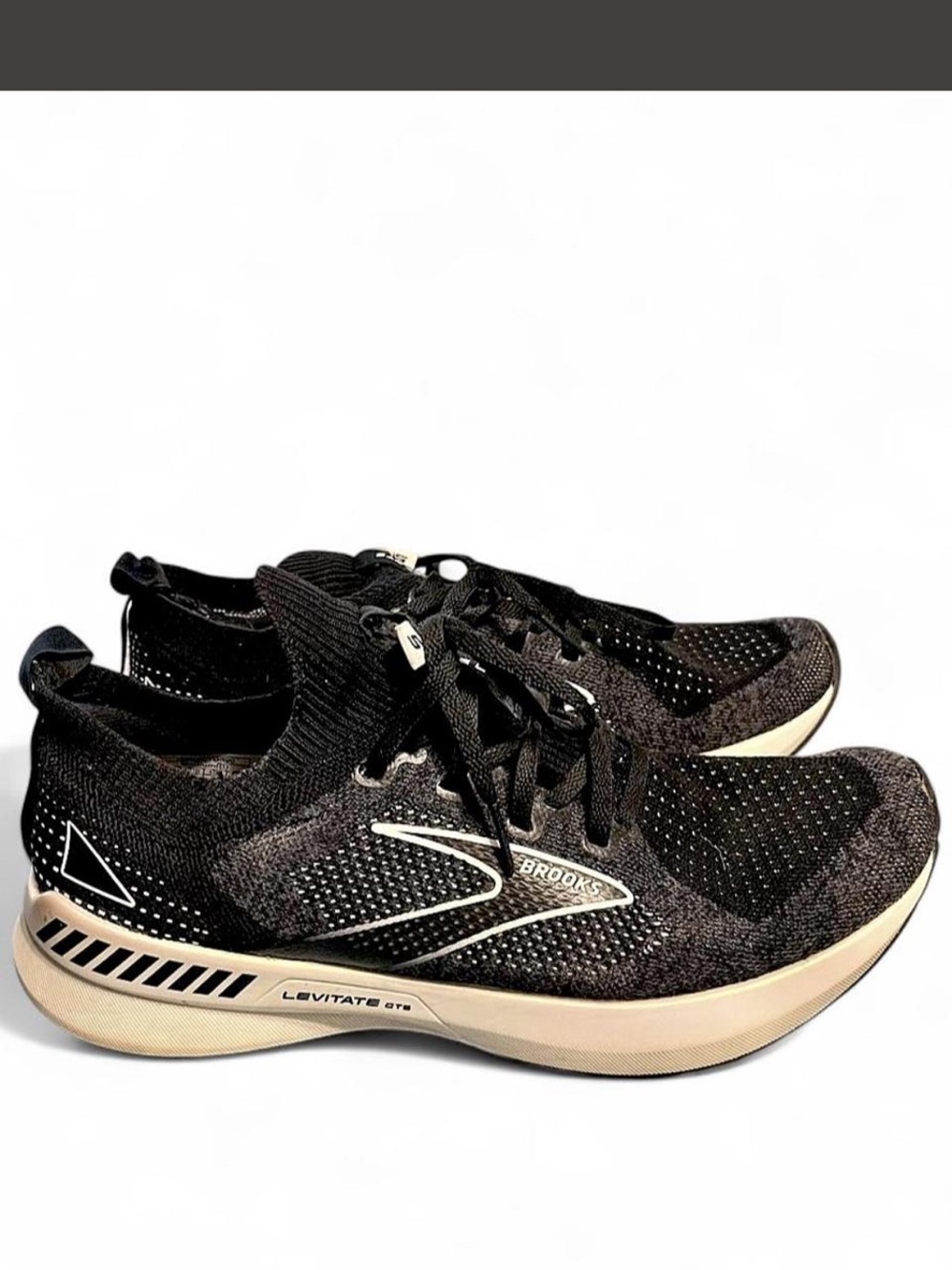 Black Brooks Running Shoes - US Men’s 10